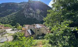 Maison 5 Pièces 104 m² à vendre à Clans (06420)