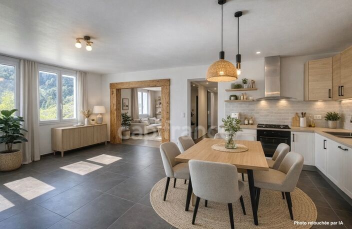 Maison mitoyenne + studio indépendant : 104 m2 au total + Garage fermée - CLANS (06) — photo 3