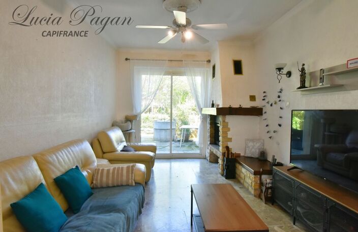 Belle maison de village rénovée avec grand jardin et dépendance — photo 4