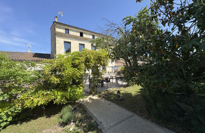 Propriété d'exception-maison de charme avec activité chambres d'hôtes et vue  sur les vignes — photo 2