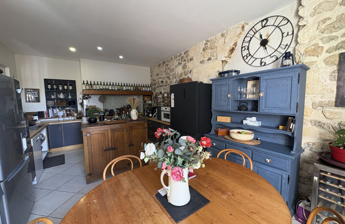 Propriété d'exception-maison de charme avec activité chambres d'hôtes et vue  sur les vignes — photo 5