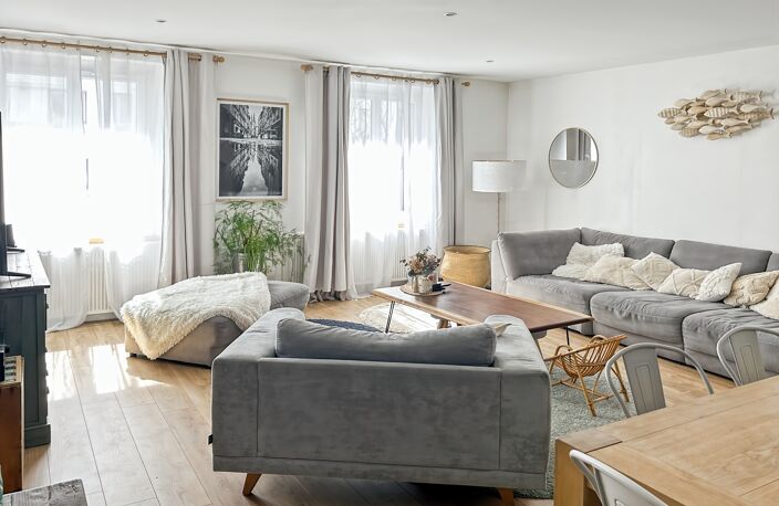 Spacieux Duplex Familial de 155 m² – Rénovation Haut de Gamme — photo 2