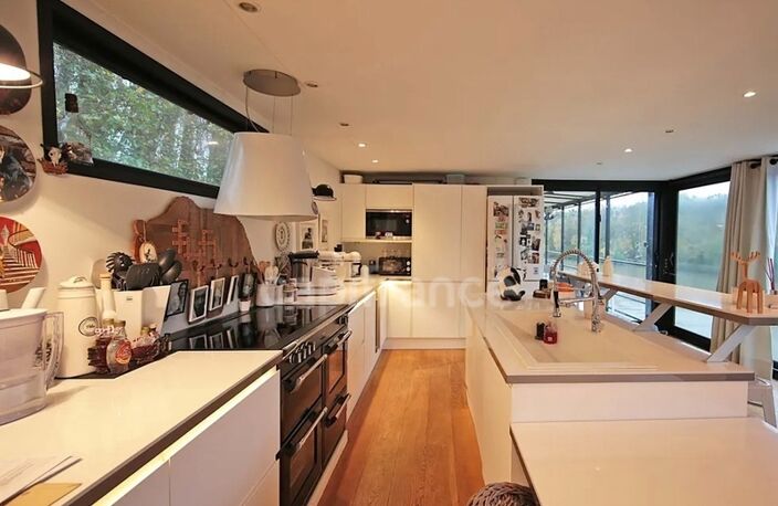 Péniche d’habitation 250 m² – 5 chambres – Terrasses – Fort potentiel – Auvers-sur-Oise (déplaçable) — photo 3