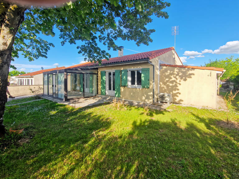 Maison à vendre 5 pièces proche de SAINT JEAN D'ANGELY (17)- 108 m² habitables- jardin- garage- piscine — photo 1