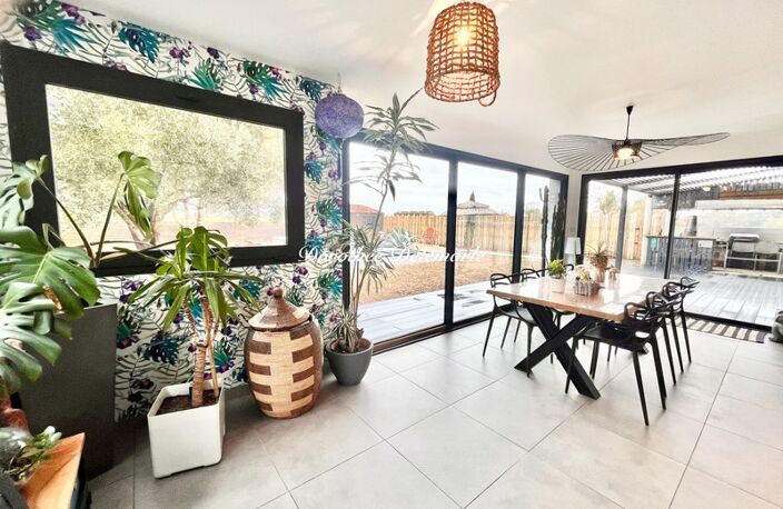 A VENDRE Maison 5 pièces Dompierre-sur-Mer, 142 m² piscine, 4 chambres jardin arboré de 1 035 m² — photo 3