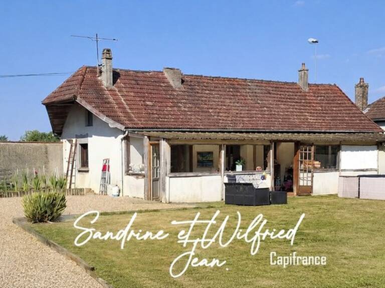 FRENELLES-EN-VEXIN (CORNY) - Maison ancienne à rénover avec dépendances - Terrain 1 790 m² - CUB positif — photo 1