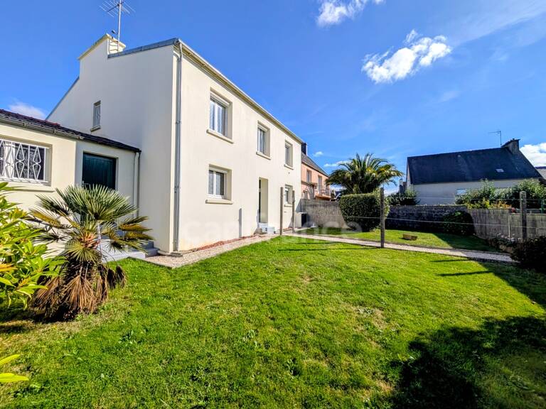 Maison en impasse, beaux volumes, rez de chaussée à aménager, grand garage, à GUIPAVAS (29) — photo 1