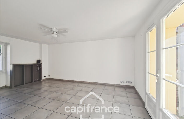 Maison à vendre 5 pièces MONTFAUCON (30) 108m² - terrain 435m² — photo 4