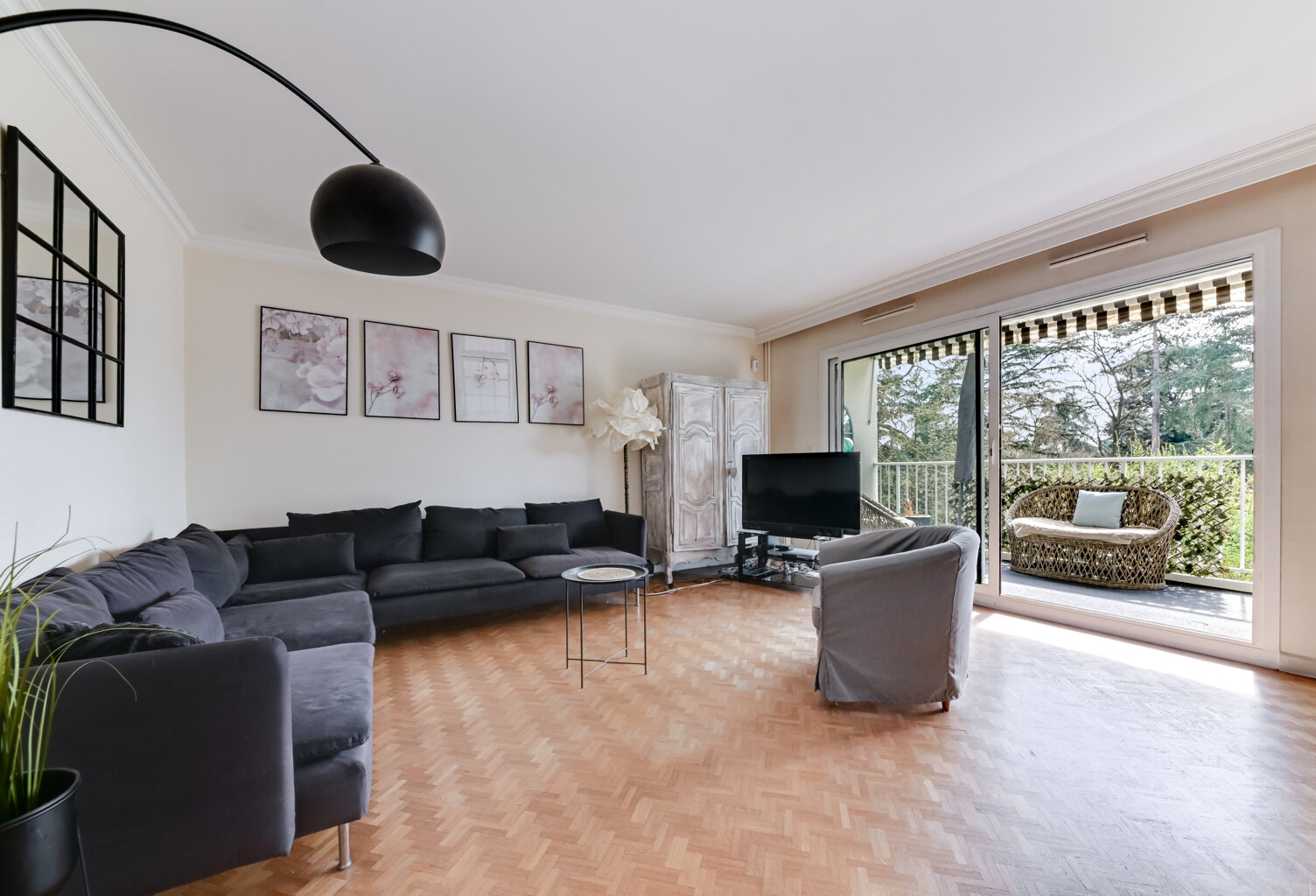 ECULLY, appartement familial de 122 m2 avec terrasse — photo 1