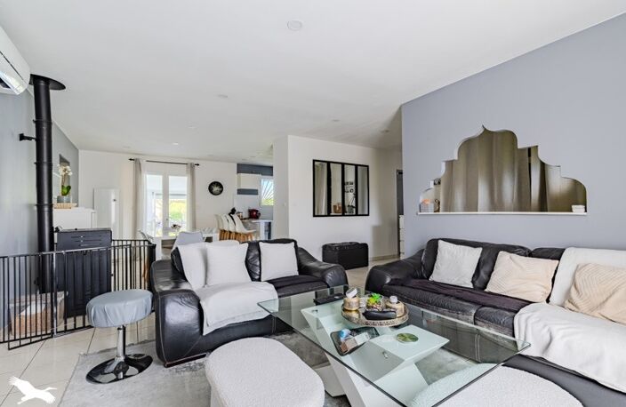 Contemporaine de 6 pièces principales — photo 2
