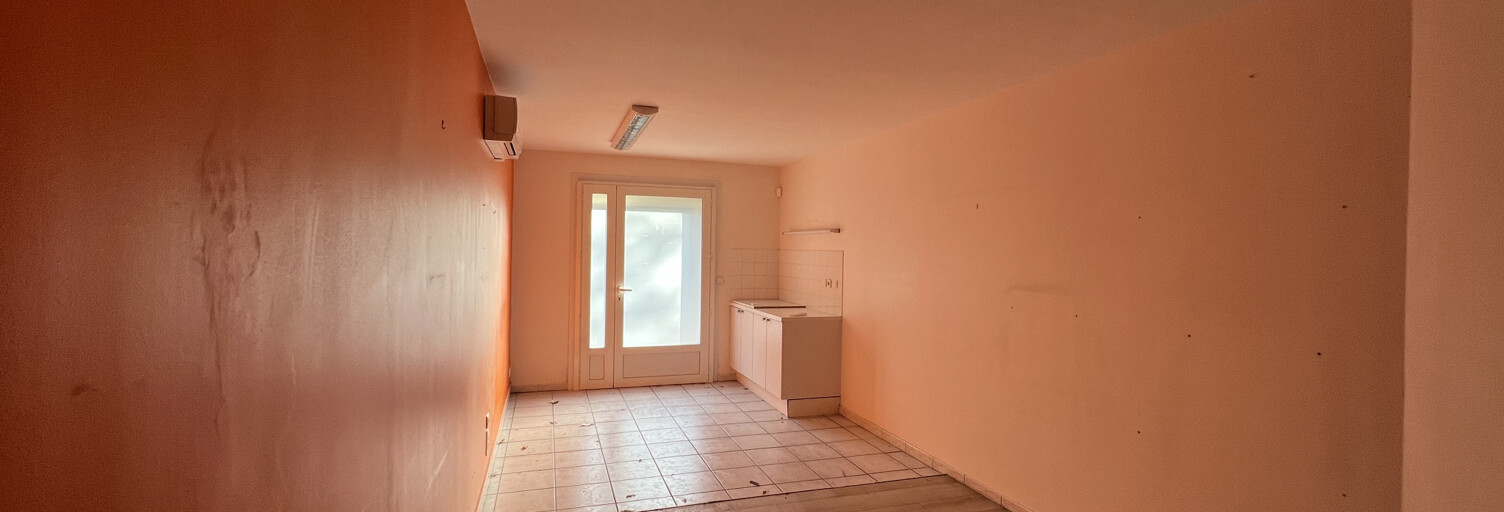 Bureau  20 m² à louer à La Roque-d'Anthéron (13640)