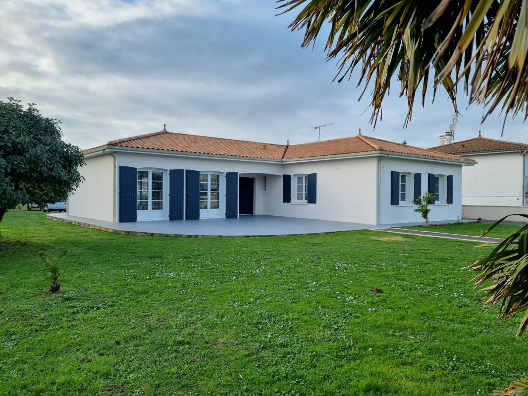Villa / Maison  T5 à vendre Tonnay-Charente 17430