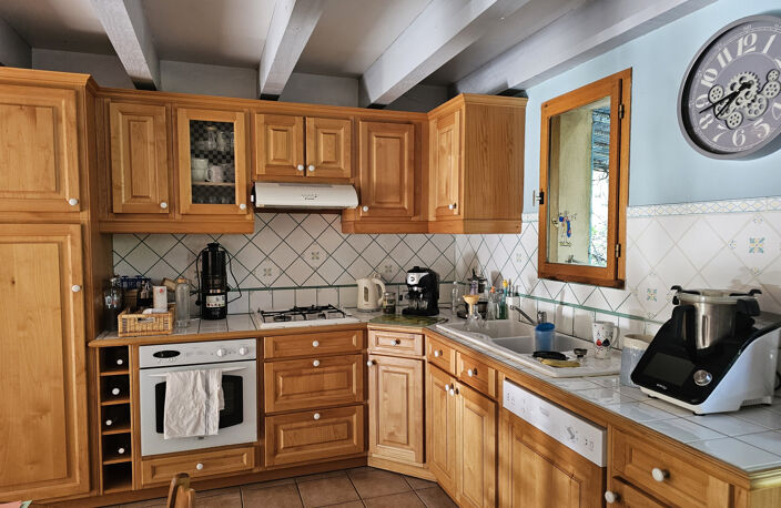 MAISON T5 110 m2 sur 573 M2 terrain — photo 3