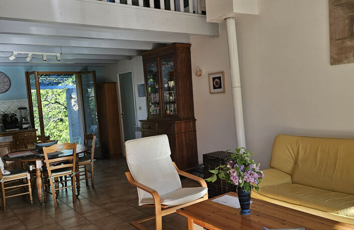 MAISON T5 110 m2 sur 573 M2 terrain — photo 4
