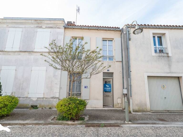 Maison de ville de 3 pièces principales — photo 1
