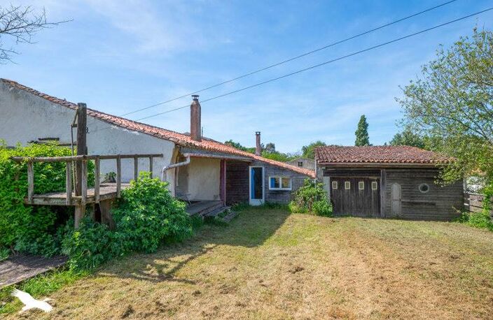 Maison en pierre de 4 pièces principales — photo 2