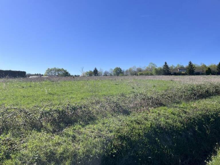 Terrain à bâtir de 0 pièces principales — photo 1