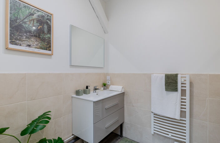 BORDEAUX - CHARTRONS - APPARTEMENT - T3 - 73 m2 Loi Carrez - — photo 5