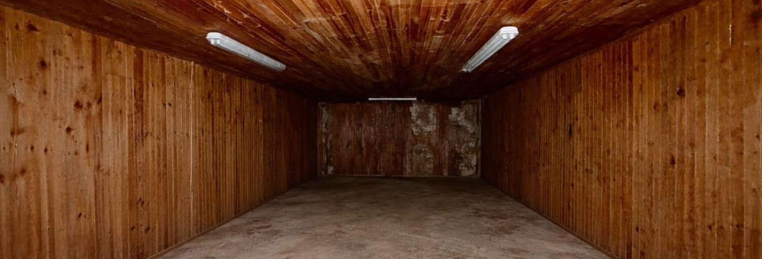 Local industriel  92 m² à vendre à Marseille 2 (13002)