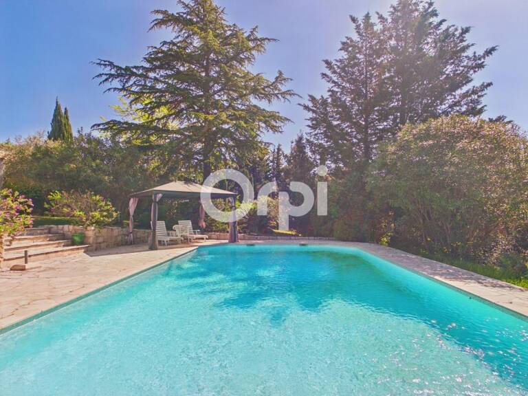 Villa de charme à vendre – Au coeur de la verdure avec piscine — photo 1