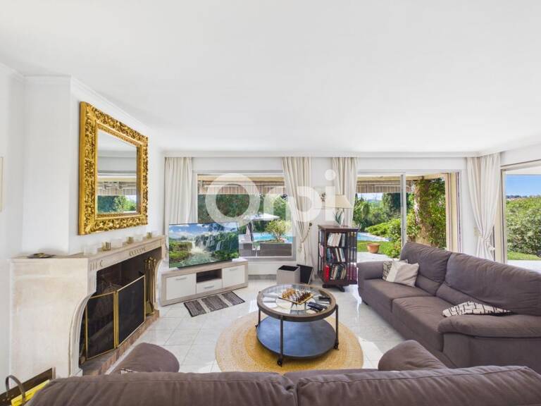 Villa de charme à vendre – Au coeur de la verdure avec piscine — photo 1