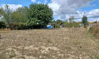 Terrain  714 m² à vendre à Sainte-Soulle (17220)