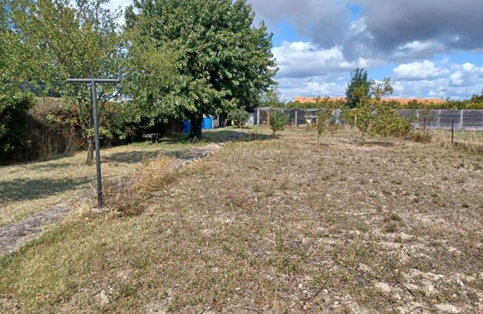 A VENDRE : Terrain Sainte Soulle 714 m² — photo 3