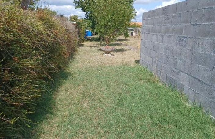 A VENDRE : Terrain Sainte Soulle 714 m² — photo 4