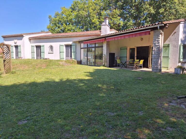 Maison À Vendre — photo 1