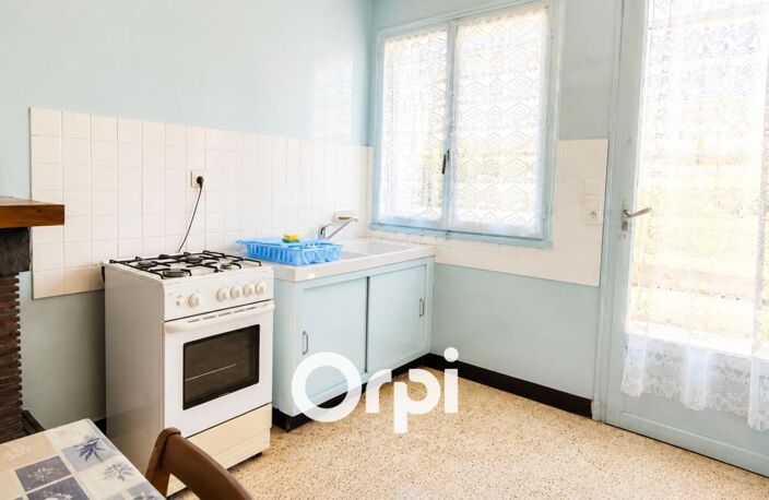 MAISON AVEC GRAND TERRAIN A BATIR - 700m COMMODITES — photo 5