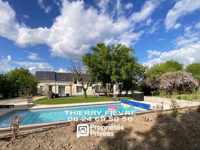 Varennes Sur Loire 49730 - Maison familiale de 145 m2 avec piscine et dépendance — photo du bien