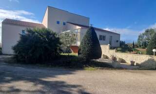 Maison 10 Pièces 307 m² à vendre à La Jonchère (85540)