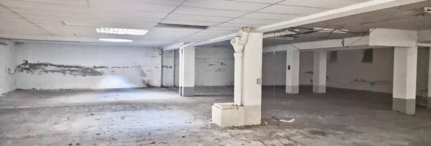 Immeuble  390 m² à vendre à Perpignan (66000)