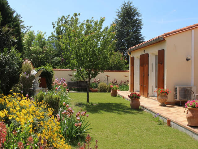 Maison Saint Genis Des Fontaines 4 pièce(s) 90 m2 — photo du bien