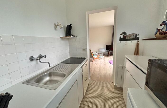 STUDIO -ENTRE CASINO ET HOTEL HERMITAGE- BALCON 10 M2 SANS VIS A VIS - ASC — photo 5