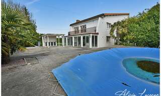 Maison 10 Pièces 295 m² à vendre à Saint-Sauveur-d'Émalleville (76110)