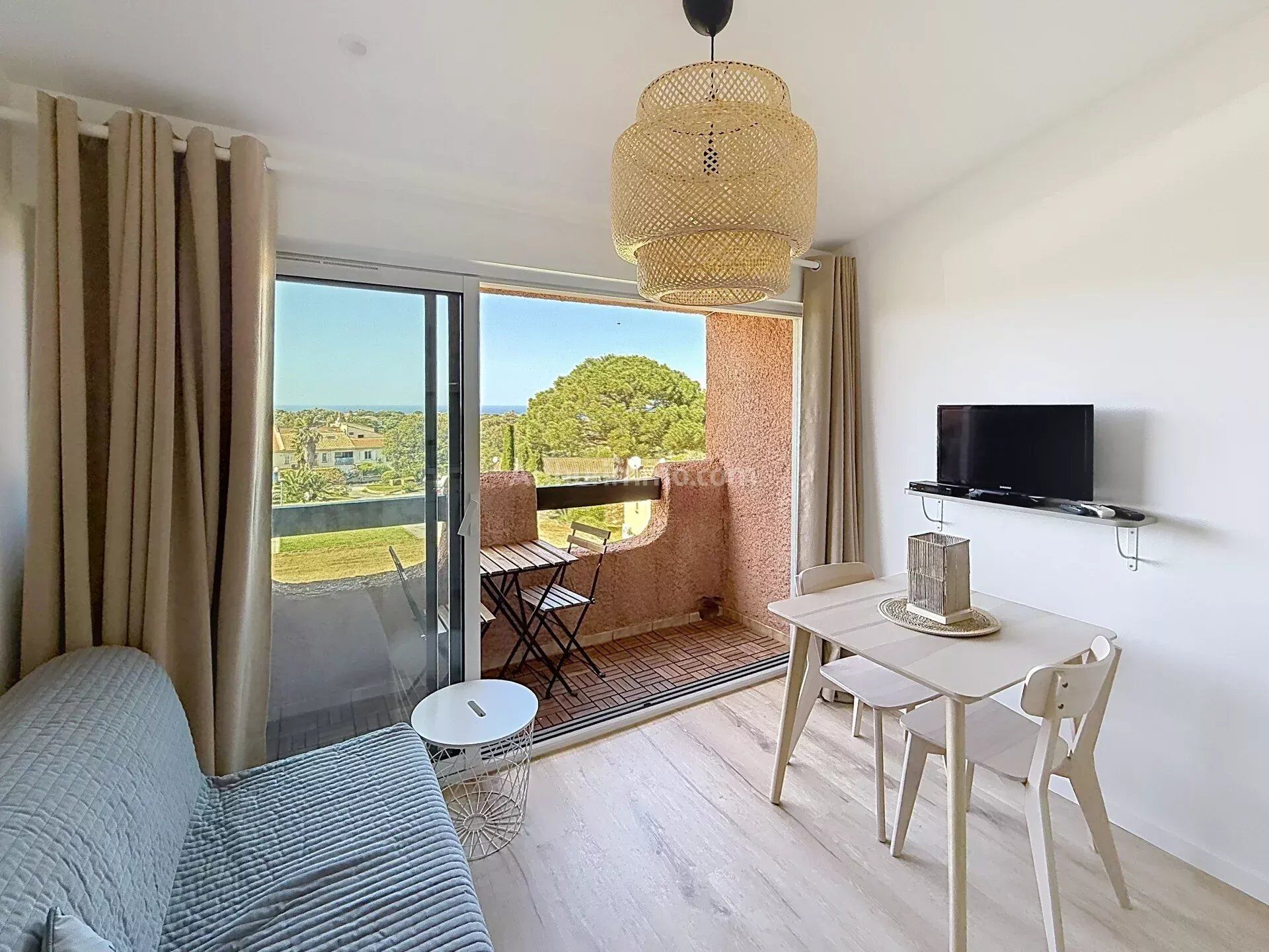 Appartement 1 pièce 21 m² · à Lumio · 21 m² · 169 600 €