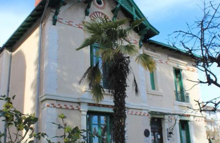 Cahors 46000 centre-ville, grande maison années 1900 de 160 m² avec jardin — photo 2