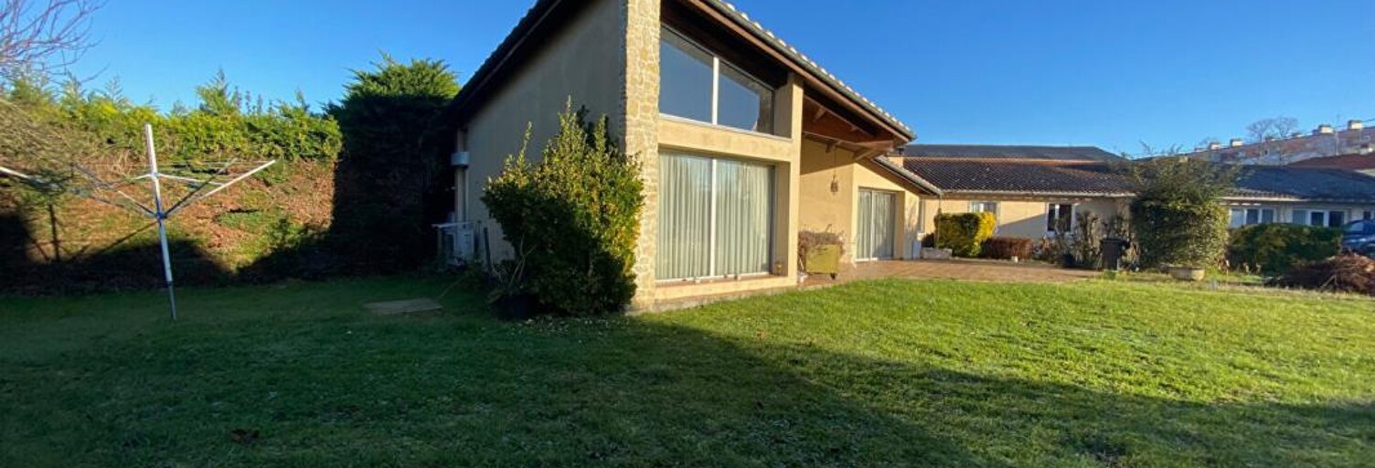 Maison 7 Pièces 303 m² à vendre à Saintes (17100)