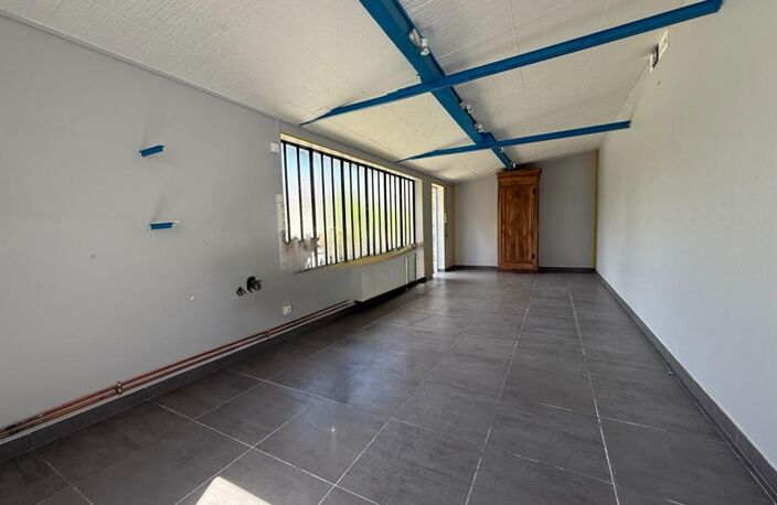 Maison Yzeure avec dépendance cave Jardin puits atelier — photo 3