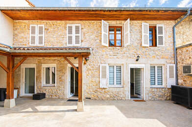 Immeuble  289000 €