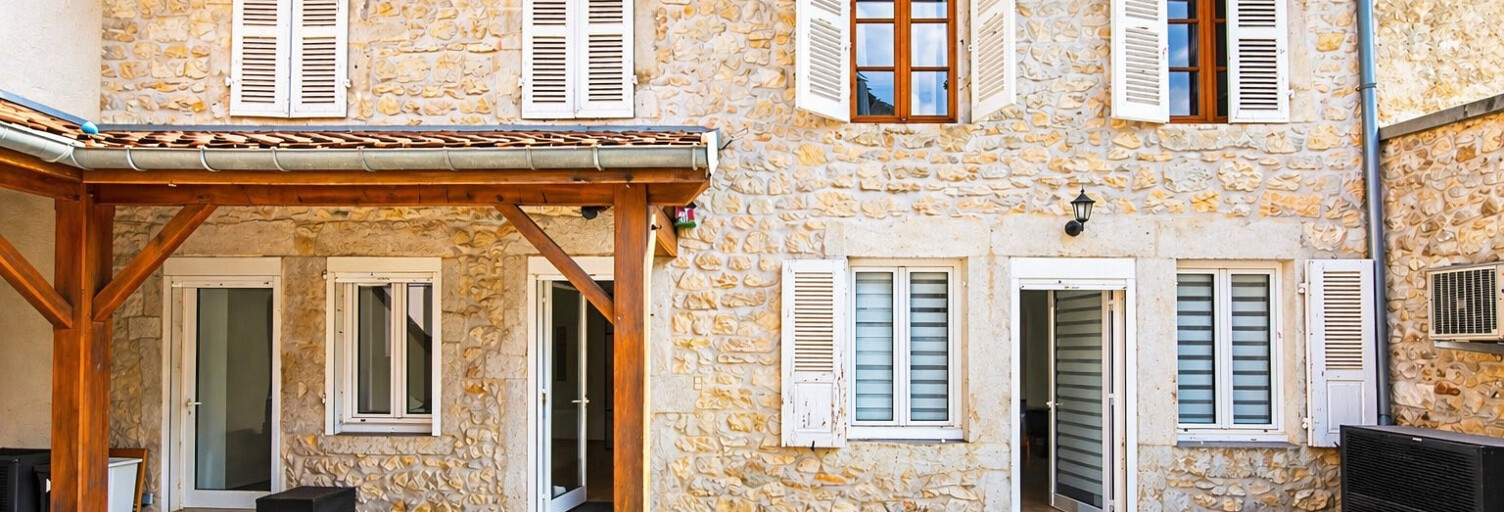 Immeuble  200 m² à vendre à Arbent (01100)