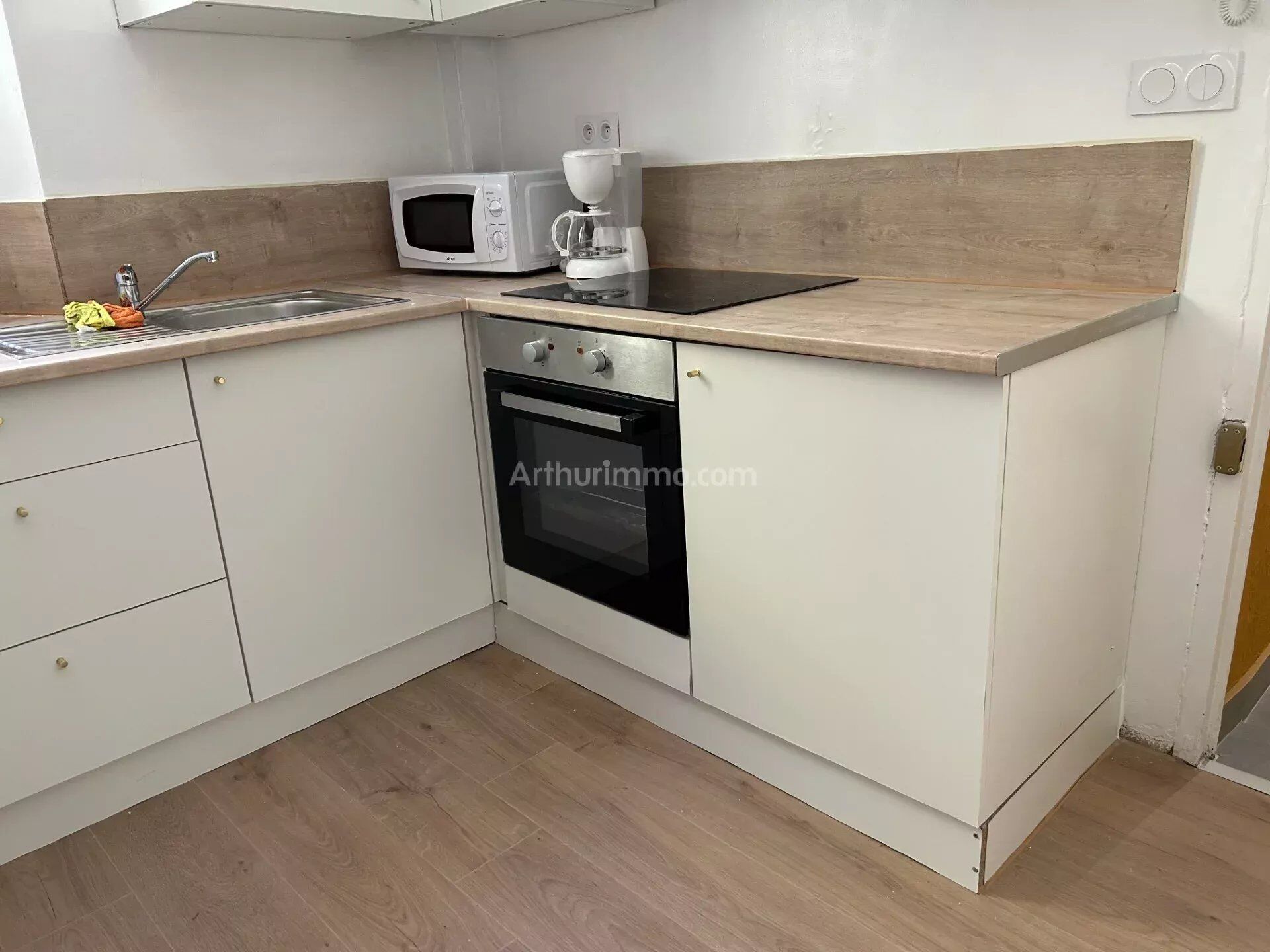 Immeuble 12 pièces 210 m² · à Aubagne · 210 m² · 579 000 €