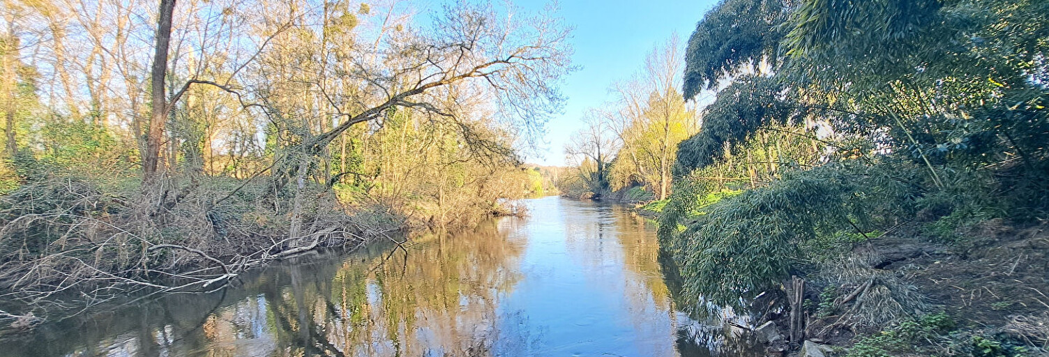 Terrain  37 m² à vendre à Vouneuil-sur-Vienne (86210)