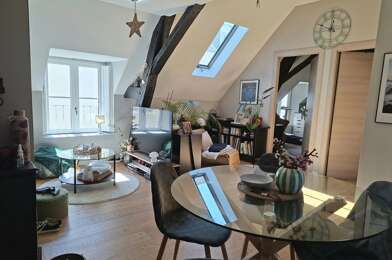 Appartement 3 pièces 871 €