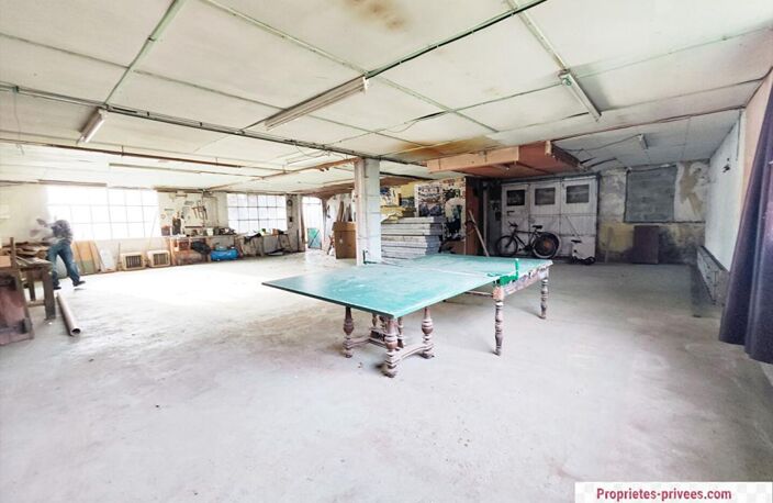 Terrain avec grand atelier 400 m² bureau, garage et grenier et jardin — photo 4