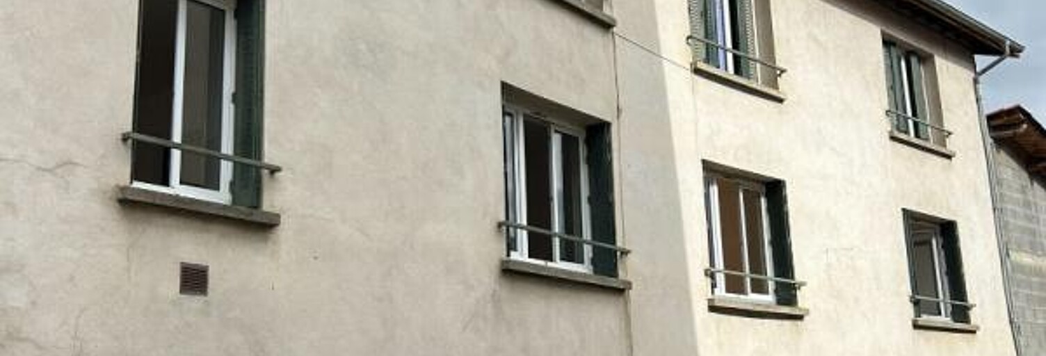 Immeuble  238 m² à vendre à Arlanc (63220)