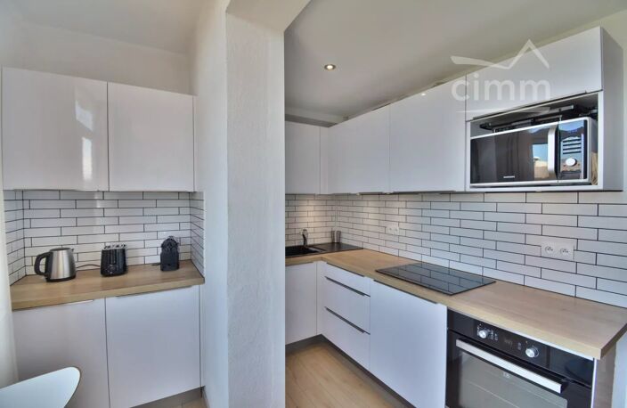 VENTE - SAINT CYPRIEN PLAGE - AU PORT - BEL APPARTEMENT RENOVE A — photo 2