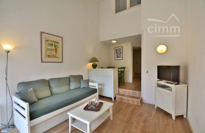 VENTE - SAINT CYPRIEN PLAGE - AU GOLF - BEL APPARTEMENT  AU 1ER — photo 3