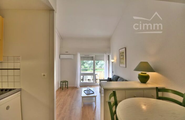 VENTE - SAINT CYPRIEN PLAGE - AU GOLF - BEL APPARTEMENT  AU 1ER — photo 5